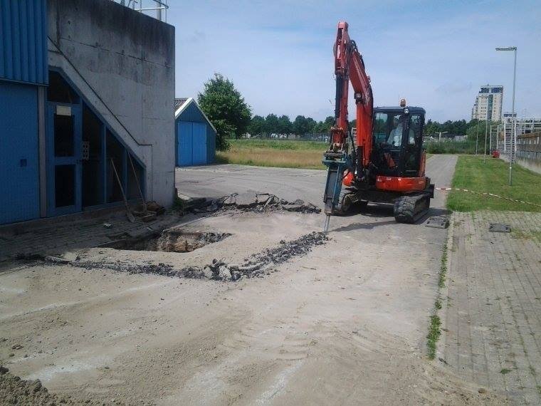 Pieter-Langendoen-Bedrijven-terrein-onderhoud-asfalt-verwijderen